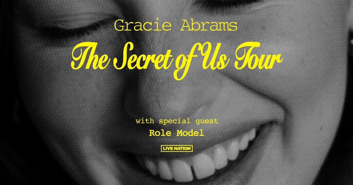 Gracie Abrams at Aragon Ballroom Tickets