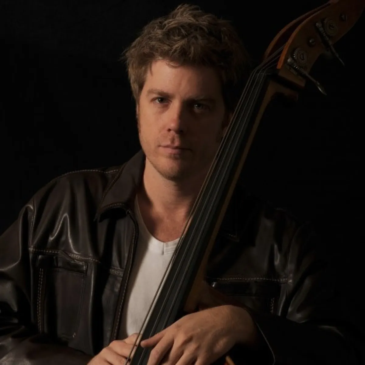 Kyle Eastwood en Altigone Tickets