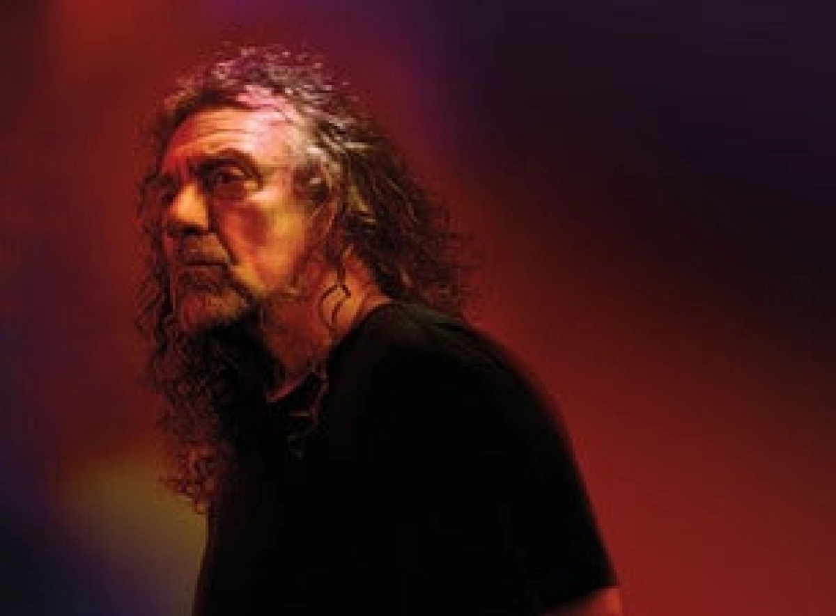 Robert Plant en Piazza Napoleone Tickets